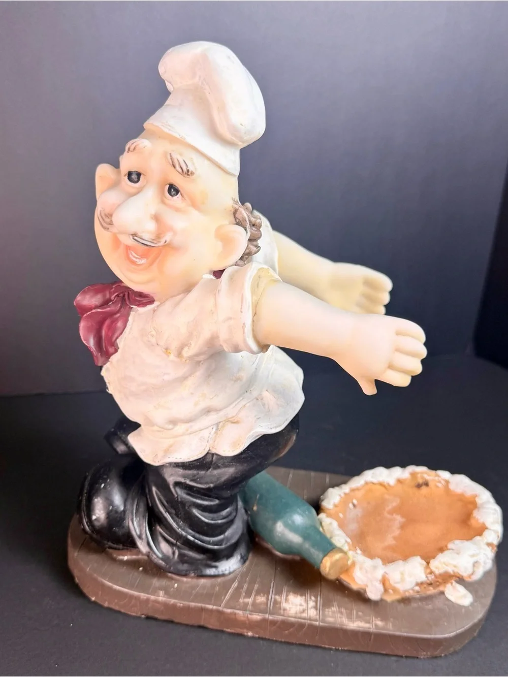 Vintage Happy Italian Chef 10” high Cooking Wine Bottle Holder Resin *READ*